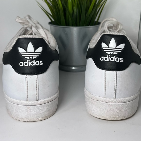 Adidas Men’s Original Classic Superstar Shell-toe Sneakers White & Black 12 - Picture 4 of 7